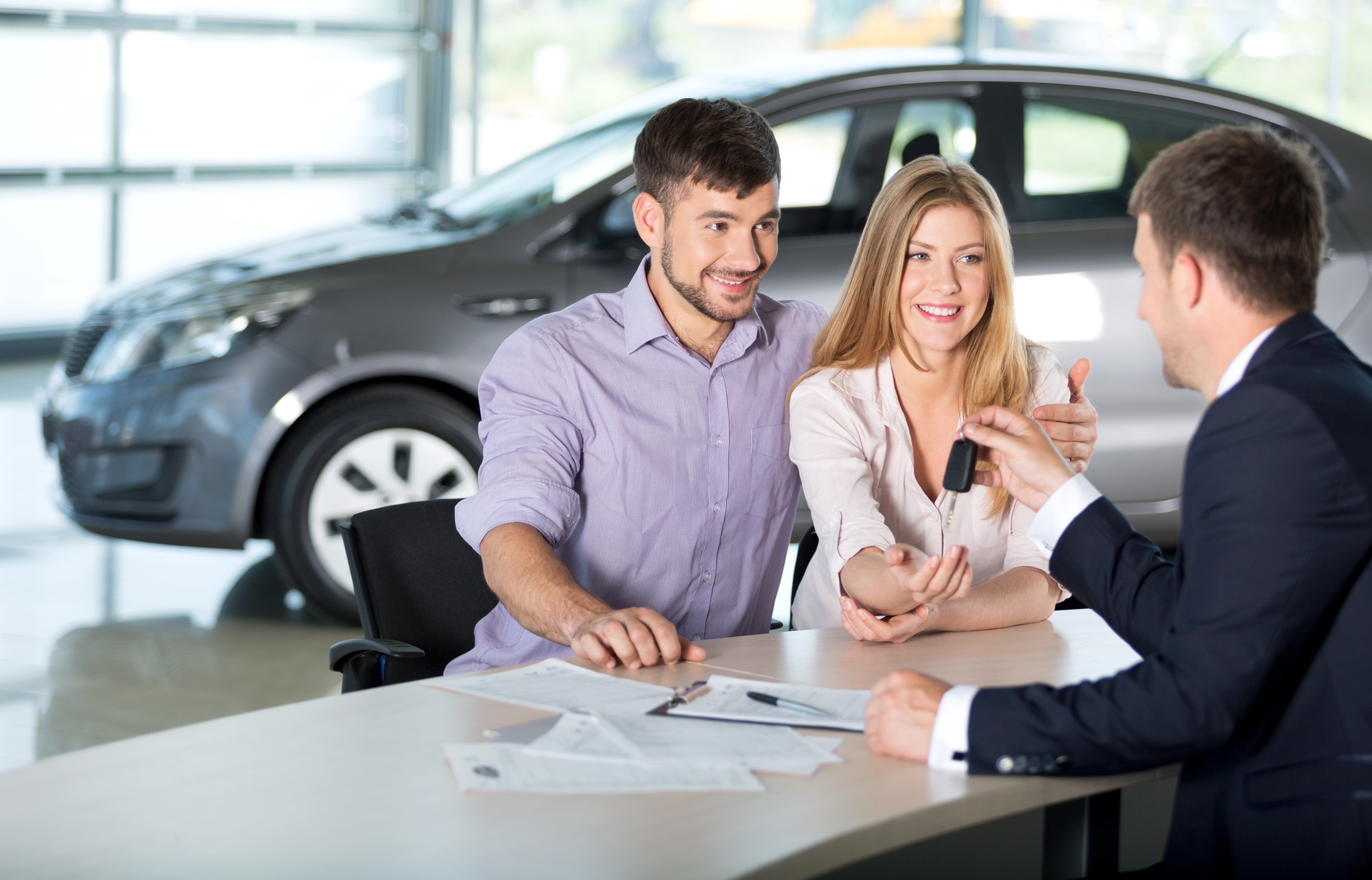 You are currently viewing How to Build Long-Term Relationships with Your Automotive Clients